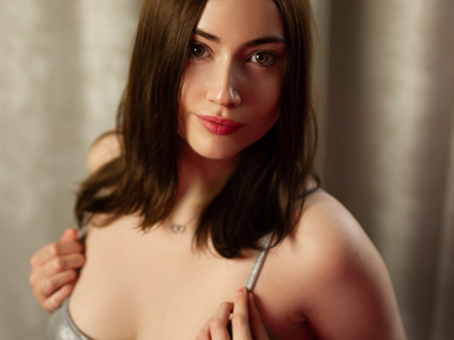 CaylinLove online foto 1