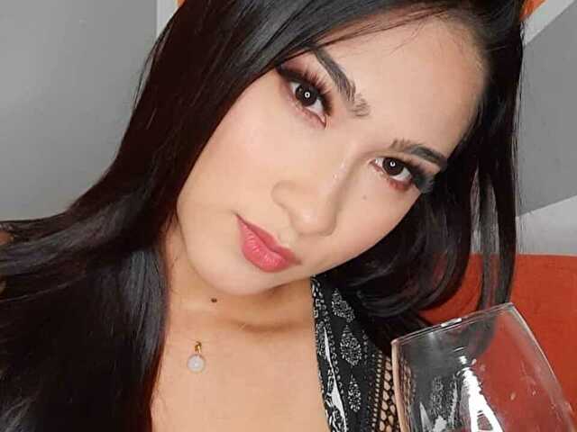 AliceBennet preview 4