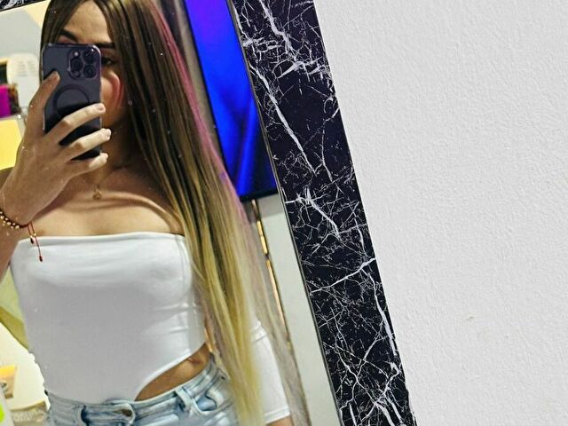 CamilaGrant online foto 1