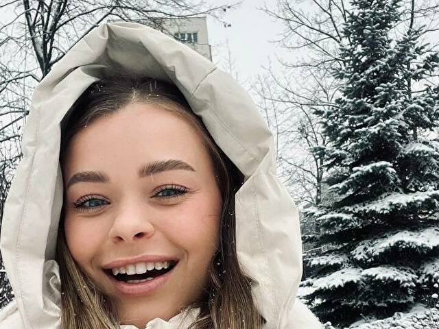 VelvetMira preview 2