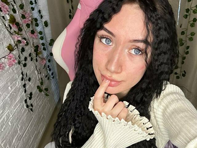 ArinaMeowX preview 3