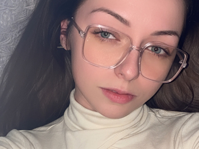 SonyaCharms online picture 1