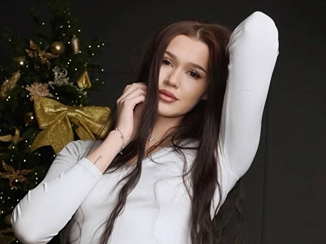 NaomiStar online foto 3