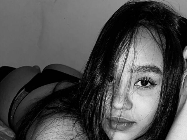 SabrinaBlake Blowjob XXX Cams