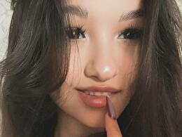 Adelinalove - sexcam