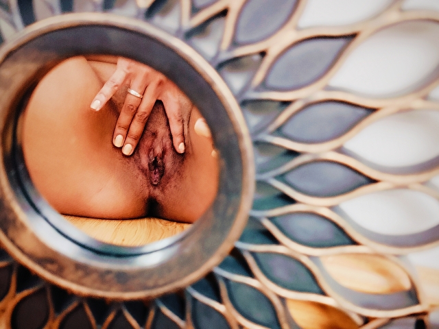 AntonellaF preview 4