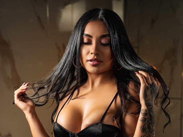 MelanieRouseonline picture 4