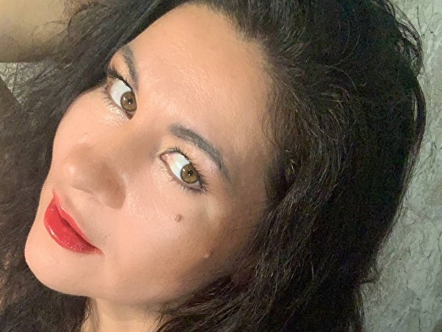 TinaMorettionline picture 4