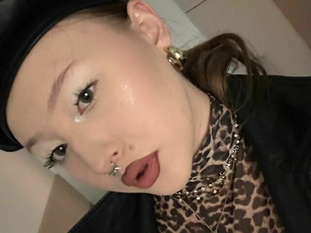 AriaBigTits foto 14