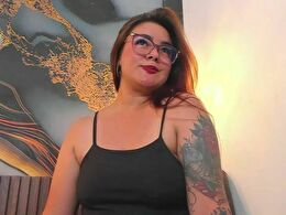 Elyinnrojas - sexcam