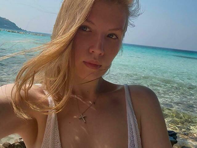 1Slavicdoll online picture 2