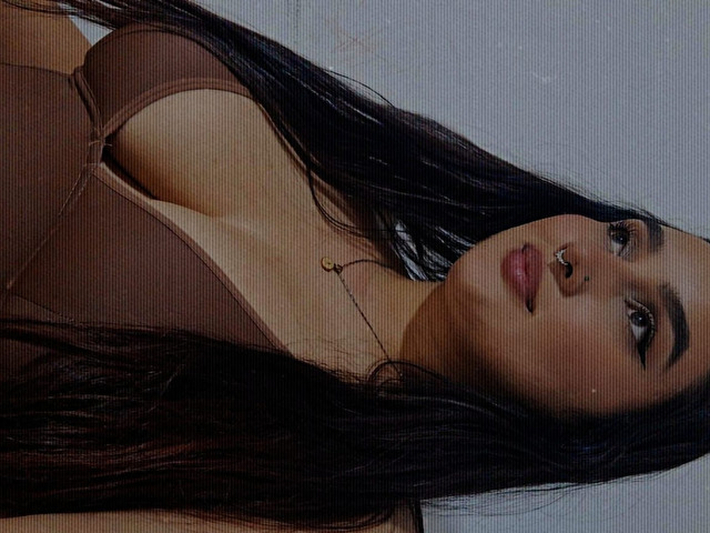 MiaFox foto 26