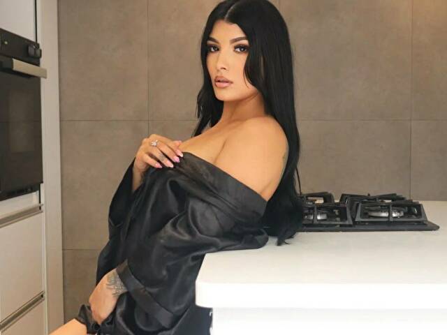 AriaBlake foto 14