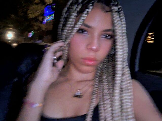 Lunaaparkerronline picture 4