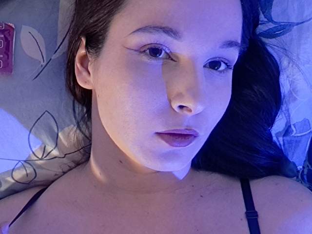 Courtney online foto 1