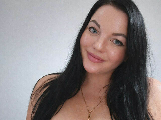 SubDoll online photo 1