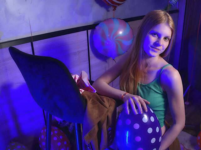 AliceWiss online photo 2