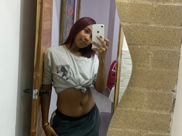 Emmalozanoonline picture 4