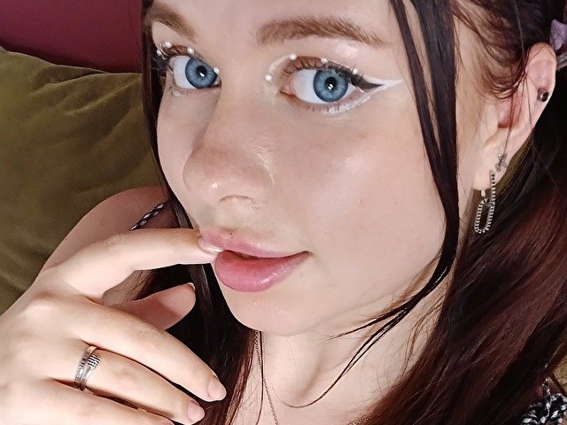 LizzyBex online picture 2