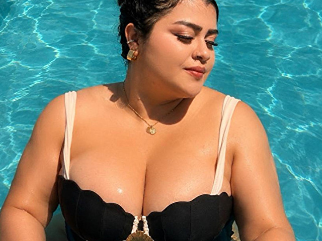 ArianaRicci webcam model