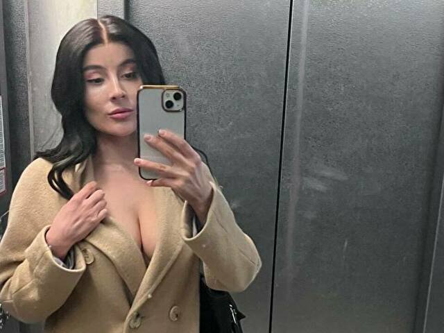 LilyKlein picture 2