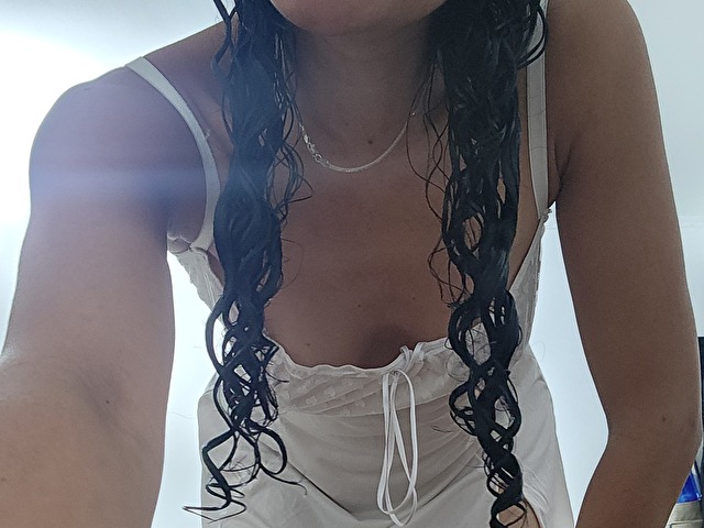 XLucyX online foto 1