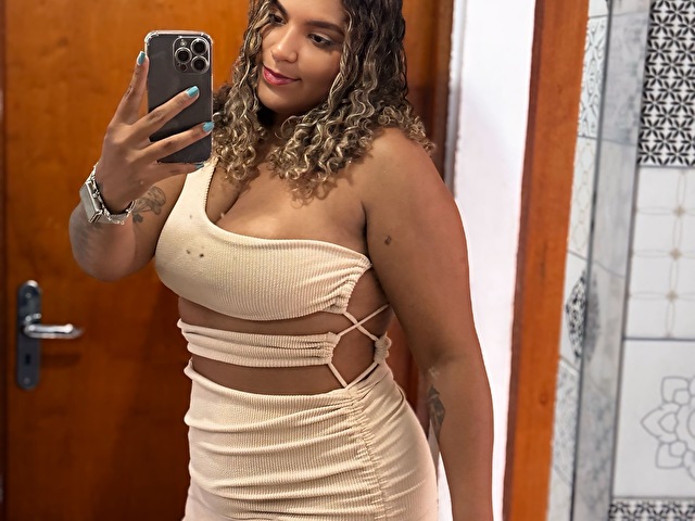 MorenaRabuda online foto 1