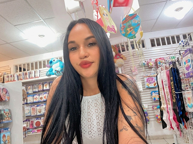 ArianaRoss online foto 3