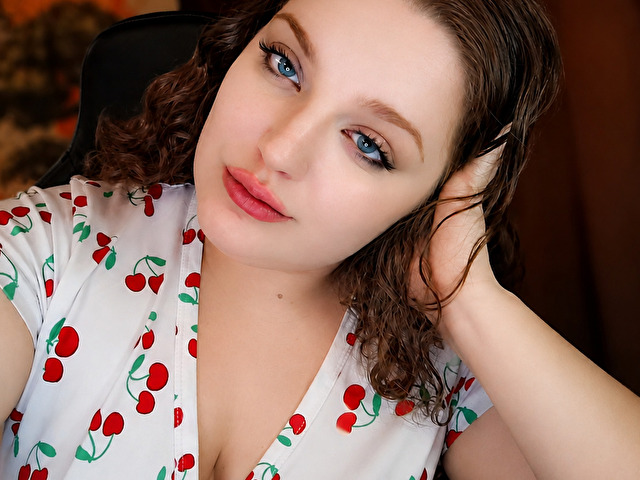 SnowFlower Blowjob XXX Cams - Photo 12/19