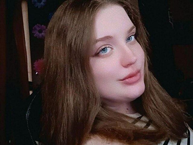 SnowFlower Blowjob XXX Cams - Photo 17/19