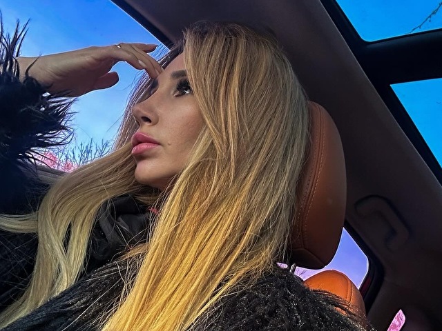 LolaBunny foto 18