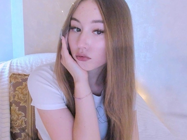 Emmae online picture 1