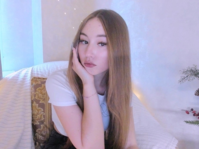 Emmae online picture 3