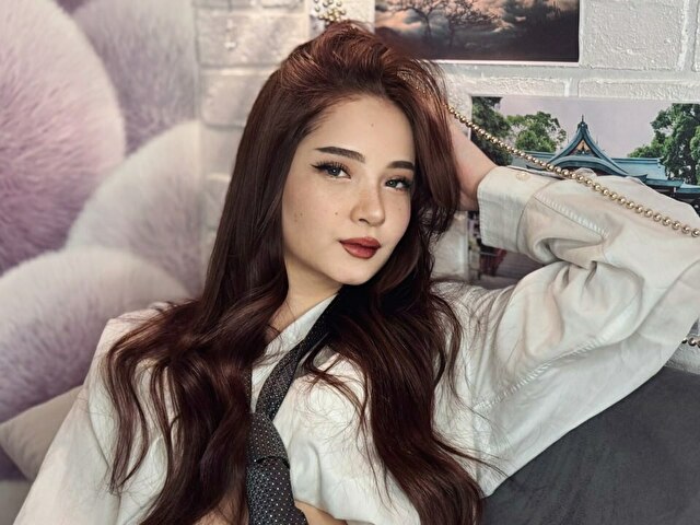 Alissia preview 5