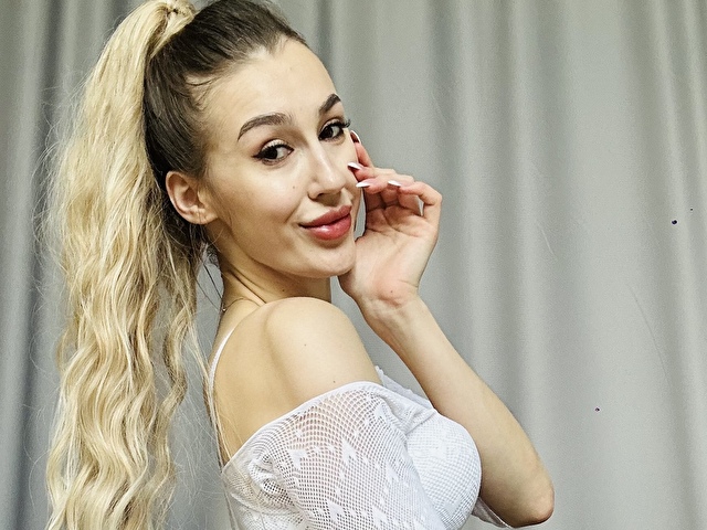 ToxicDollKis online foto 3