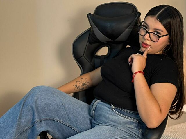 GabyFire preview 5
