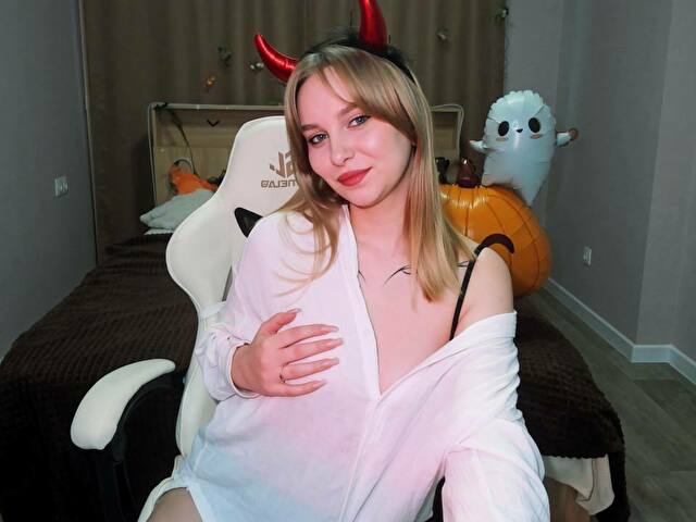  Cam Model