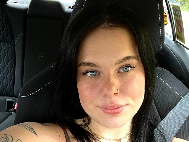 JustNessa foto 3