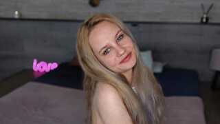 Icebluebabe - sexcam
