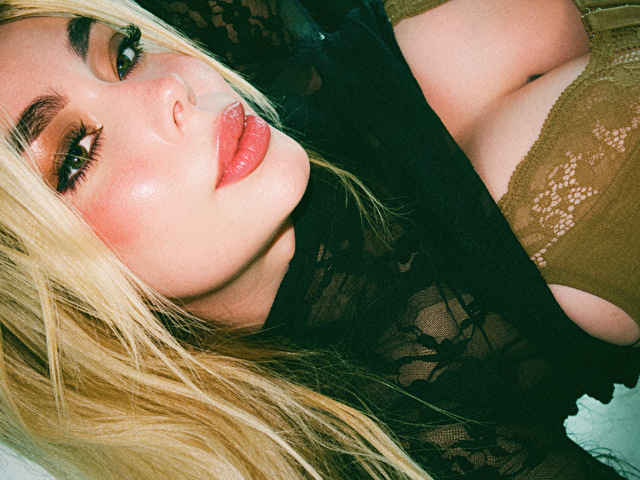 Megandesire online photo 3