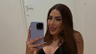 Burgundymuse - sexcam