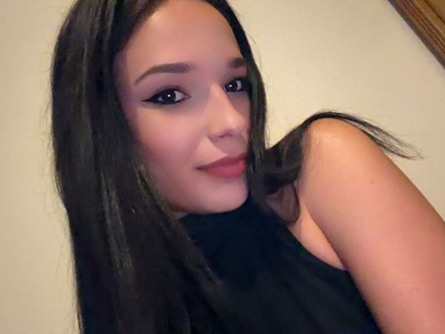 NikyStyris online picture 2