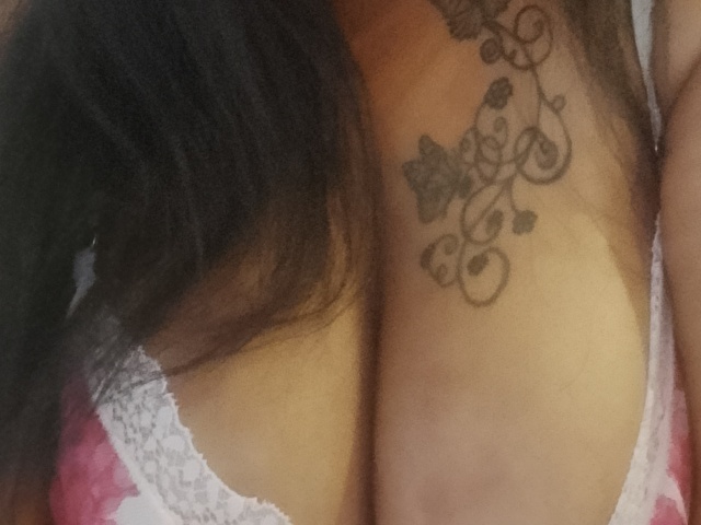 Hottie1987 online foto 4