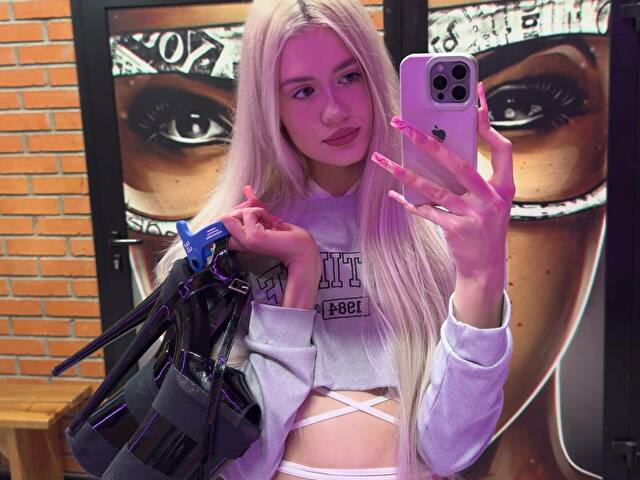 BlondyLedy Live Cam Porn