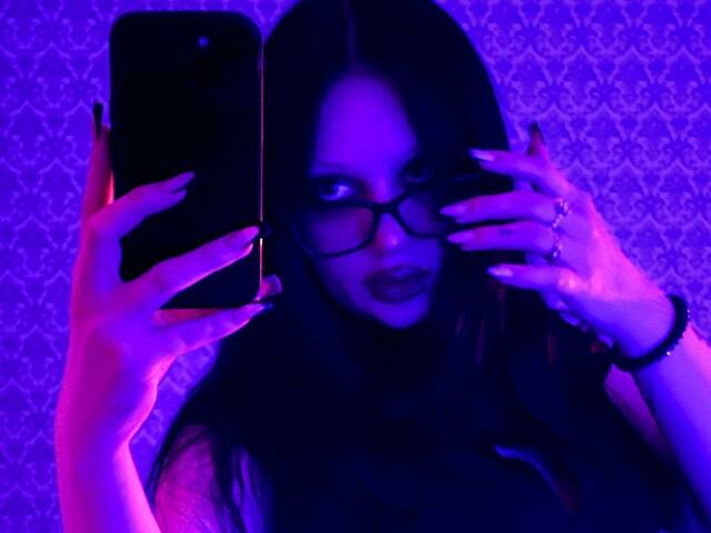 LissaLexusonline picture 4