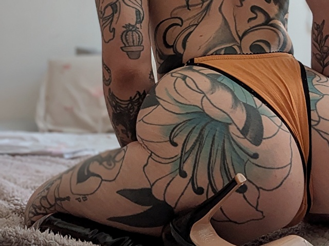 MadameSandra online foto 3