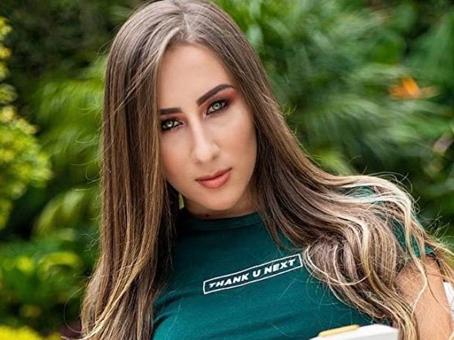CarolinTay online foto 3