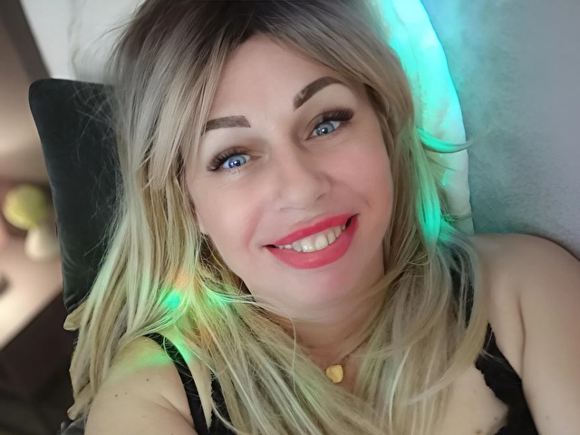 SusieNoreen online photo 3