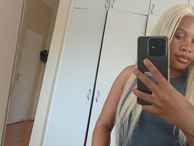 BootyCaramel online foto 1