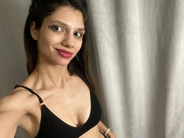 FreyaFever online picture 2